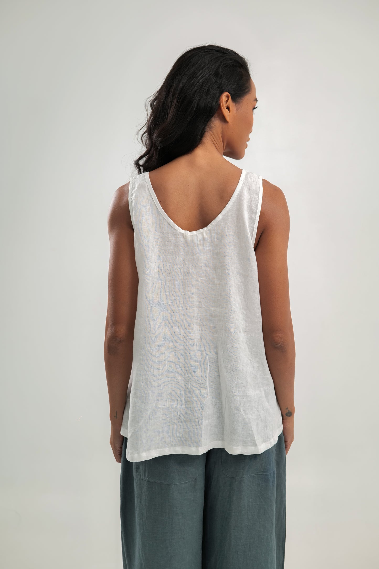 Linen Tank Top White With Scooped Hem | Celine