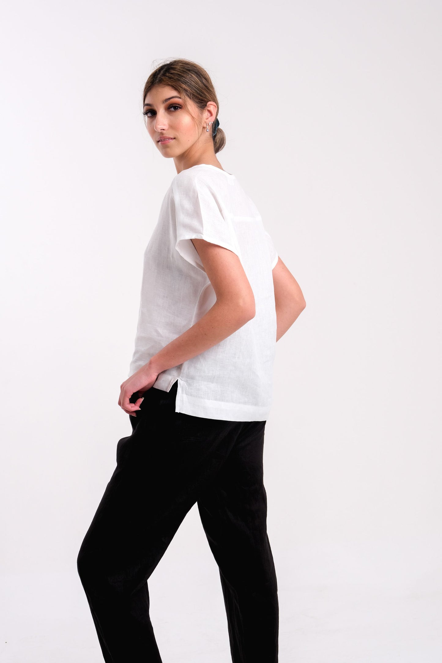 Women's White Linen Short Sleeve Top | Toni