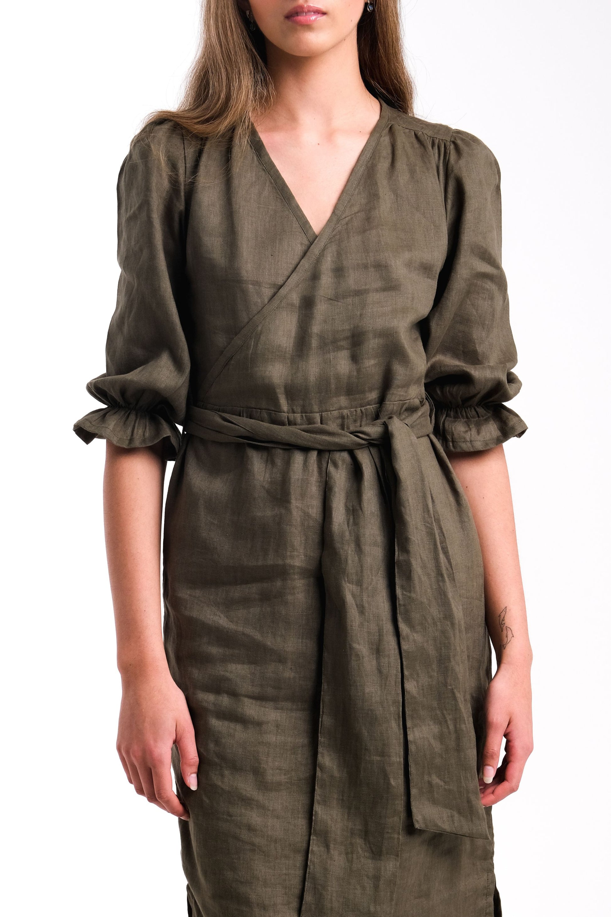Linen Wrap Dress in Forrest Green | Front