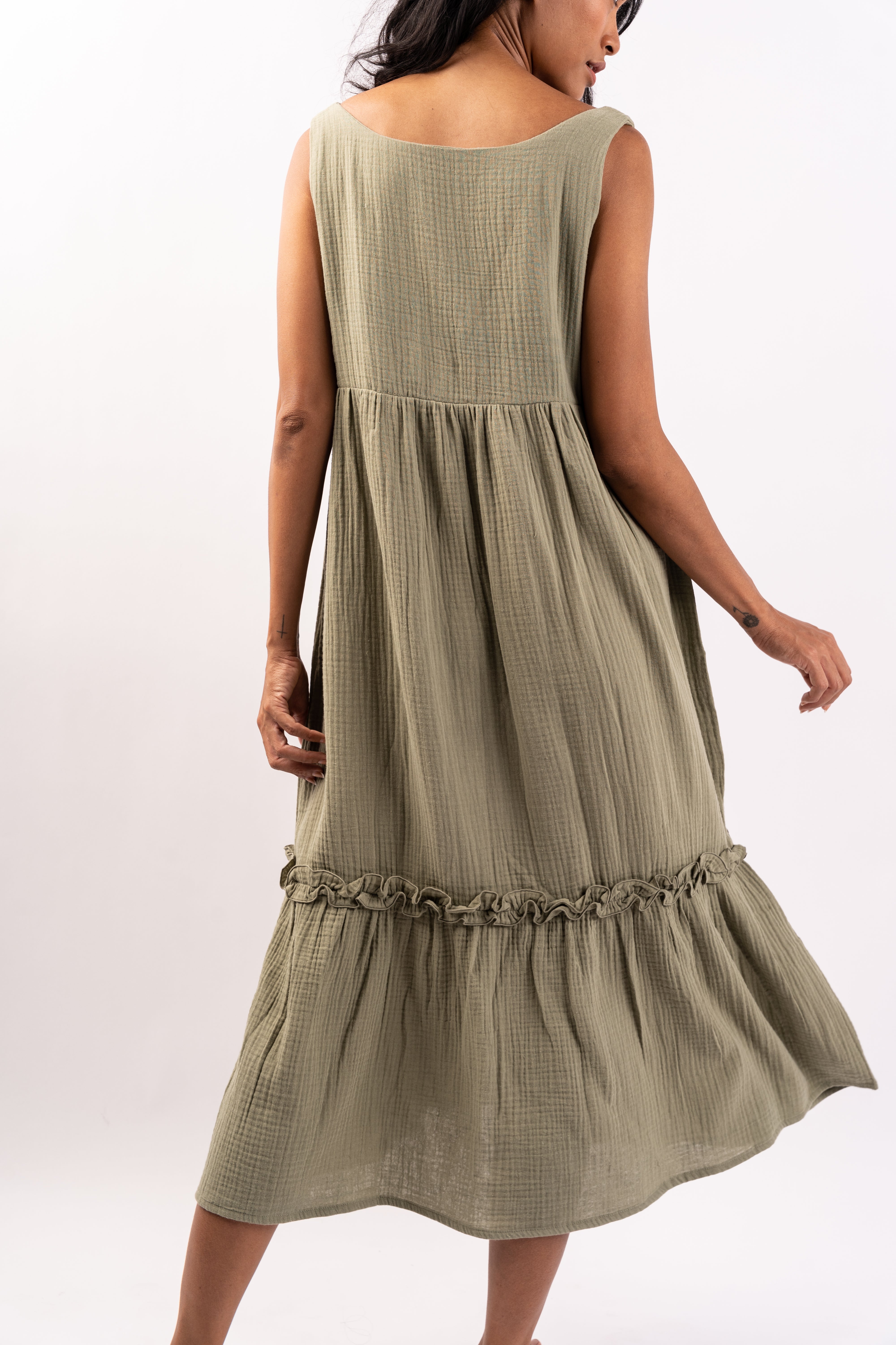 Green mid 2024 length dress